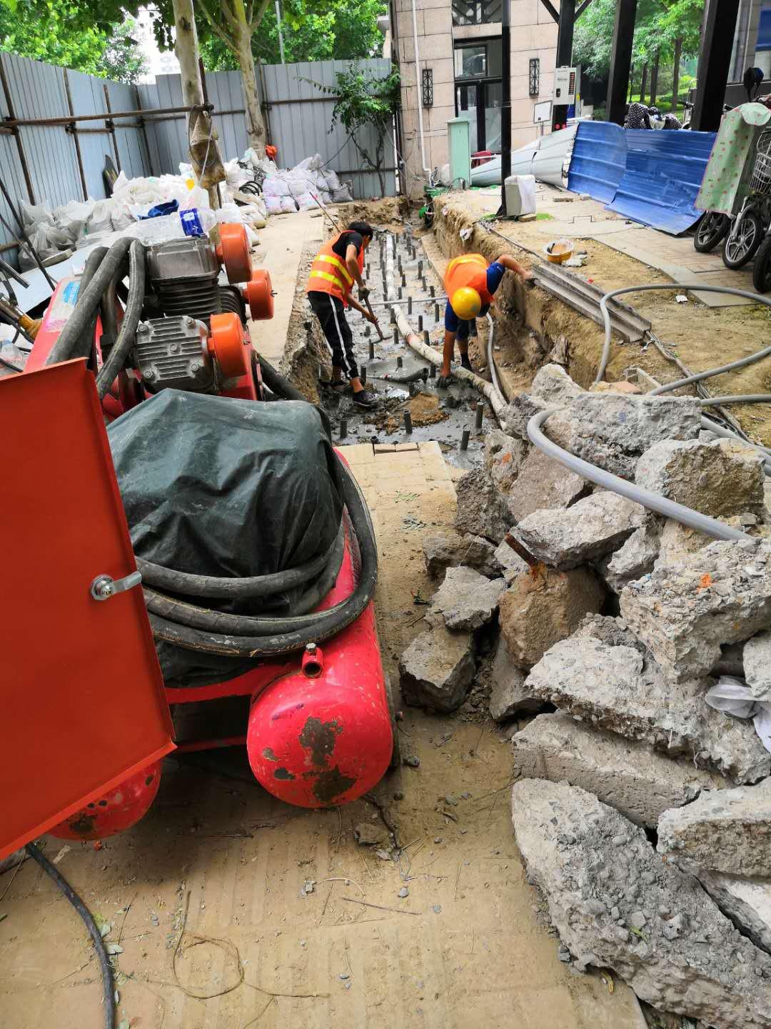 襄州地基加固解决房子的地基下沉问题
