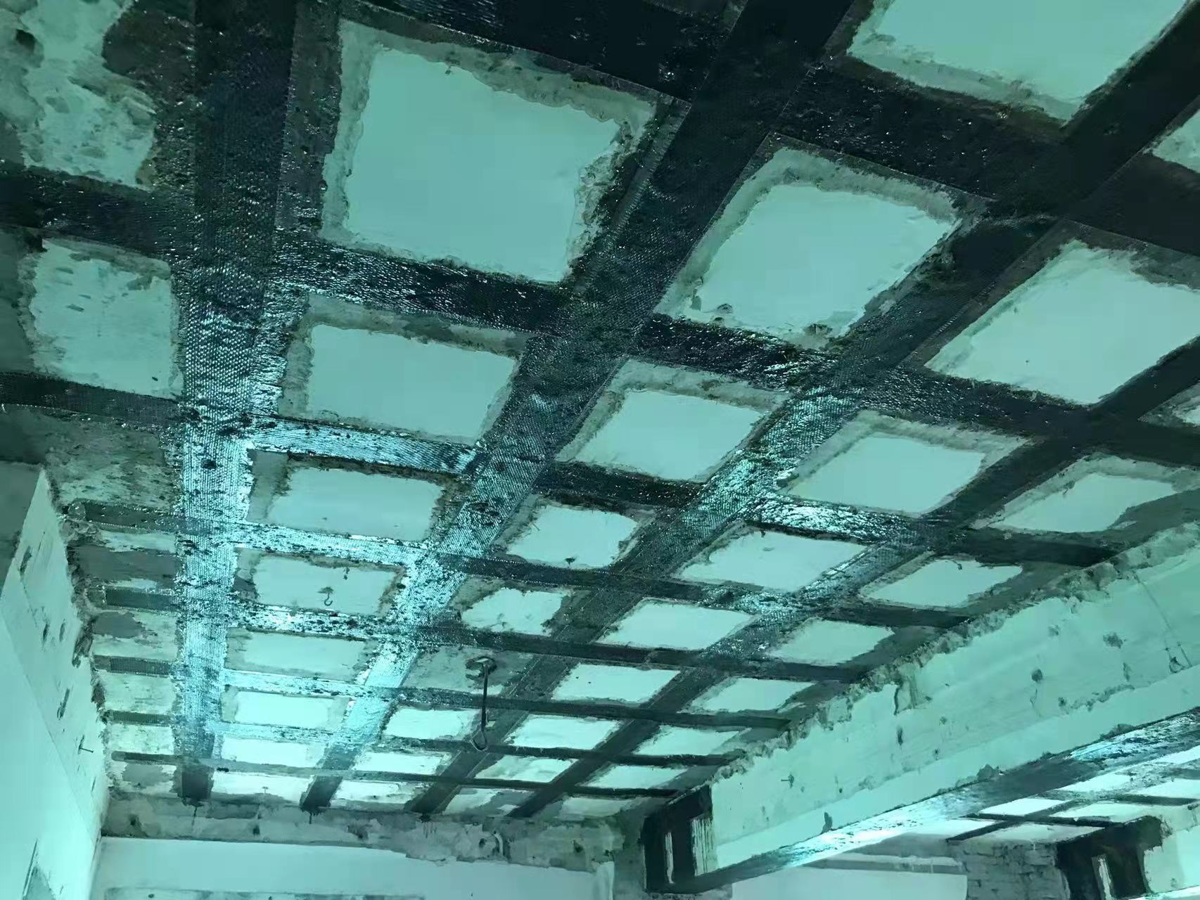 襄州粘碳纤维布施工工艺